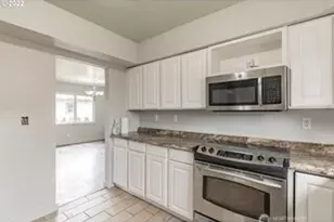 820 N 1st Ave, Kelso, WA 98626 - Photo 21