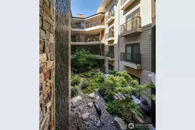 472 S State Street #204, Bellingham, WA 98225 - Photo 3