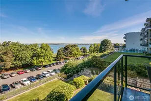 472 S State St, Bellingham, WA 98225 - Photo 33