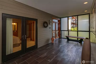 472 S State Street #204, Bellingham, WA 98225 - Photo 5