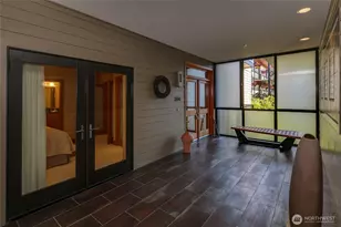 472 S State St, Bellingham, WA 98225 - Photo 5