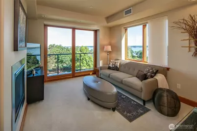 472 S State Street #204, Bellingham, WA 98225 - Photo 17