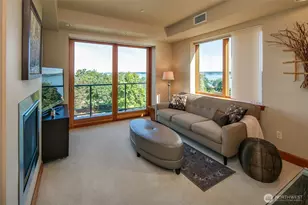 472 S State St, Bellingham, WA 98225 - Photo 17