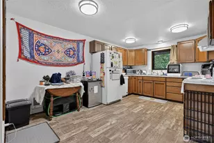 37135 2nd Ave SW, Federal Way, WA 98023 - Photo 5