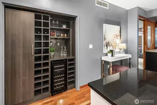 2716 Elliott Ave, Seattle, WA 98121 - Photo 19