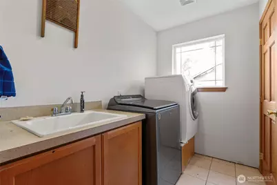 20310 Larita Drive E, Bonney Lake, WA 98391 - Photo 19