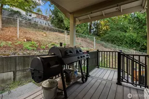 20310 La Rita Dr E, Bonney Lake, WA 98391 - Photo 33