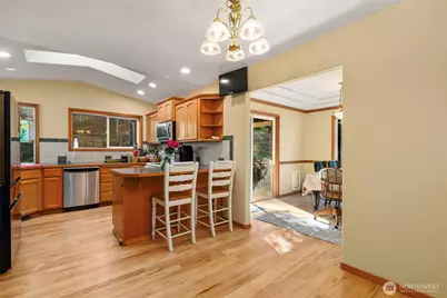 20310 Larita Drive E, Bonney Lake, WA 98391 - Photo 15