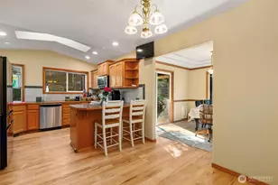 20310 La Rita Dr E, Bonney Lake, WA 98391 - Photo 15