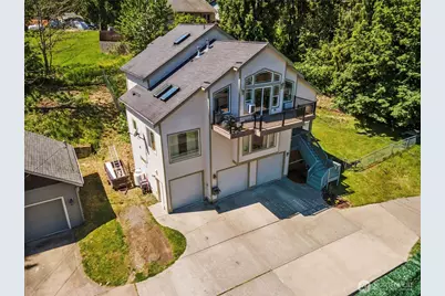 20310 Larita Drive E, Bonney Lake, WA 98391 - Photo 3