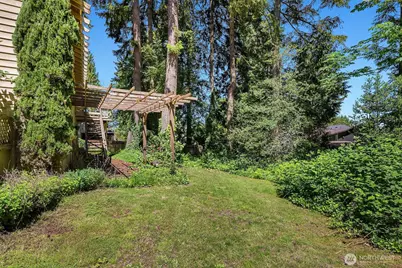 8108 138th Avenue NE, Redmond, WA 98052 - Photo 5