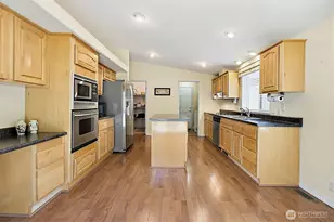 21804 SE 272nd Pl, Maple Valley, WA 98038 - Photo 13