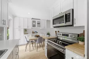 8425 18th Ave SW, Seattle, WA 98106 - Photo 13