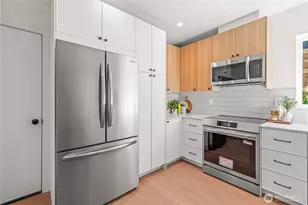 3024 NE 95th St, Seattle, WA 98115 - Photo 11