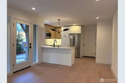 3024 NE 95th Street, Seattle, WA 98115 - Photo 9