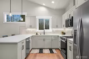 3993 Gentlebrook Ln, Bellingham, WA 98226 - Photo 5