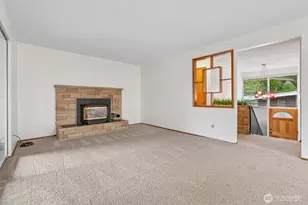 31430 W Lake Morton Dr SE, Kent, WA 98042 - Photo 5