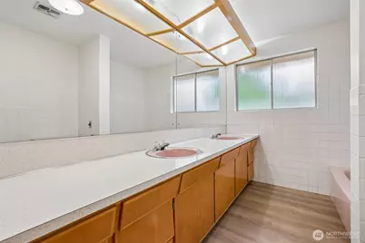 31430 W Lake Morton Drive SE, Kent, WA 98042 - Photo 13
