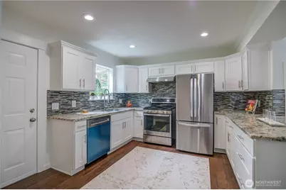 8630 44th Avenue S, Seattle, WA 98118 - Photo 5