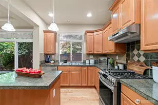 23504 9th Ave SE, Bothell, WA 98021 - Photo 13