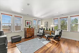 400 NE 50th St, Seattle, WA 98105 - Photo 13