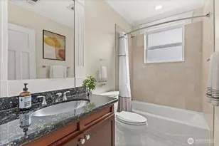 400 NE 50th St, Seattle, WA 98105 - Photo 21