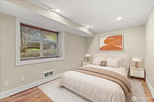 400 NE 50th St, Seattle, WA 98105 - Photo 27
