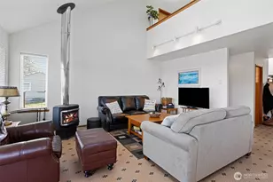 580 Mt Olympus Ave SE, Ocean Shores, WA 98569 - Photo 5
