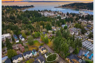 300 Wyatt Way NE #1, Bainbridge Island, WA 98110 - Photo 31