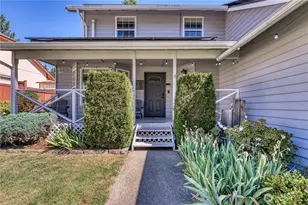 1018 NE Knights Ct, Bremerton, WA 98311 - Photo 3