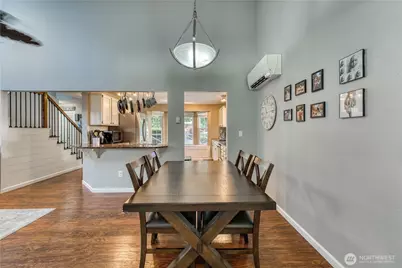 1018 NE Knights Court, Bremerton, WA 98311 - Photo 7