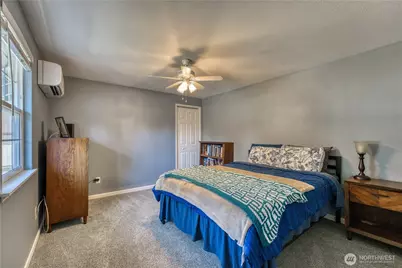 1018 NE Knights Court, Bremerton, WA 98311 - Photo 25