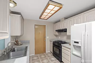 2119 Aberdeen Avenue NE, Renton, WA 98056 - Photo 5
