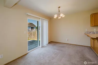 4024 152nd Street Ct E, Tacoma, WA 98446 - Photo 7