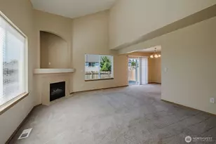 4024 152nd St Ct E, Tacoma, WA 98446 - Photo 3