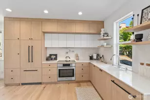 4414 Corliss Ave N, Seattle, WA 98103 - Photo 7