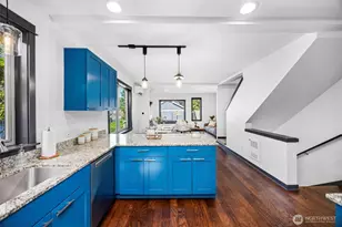 316 W Barrett St, Seattle, WA 98119 - Photo 5