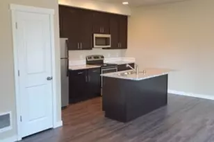 1877 Ahlers Ave, Centralia, WA 98531 - Photo 5