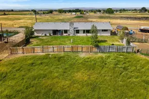 7802 Hicks Rd, Grandview, WA 98930 - Photo 27