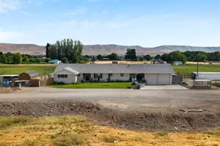 7802 Hicks Rd, Grandview, WA 98930 - Photo 23