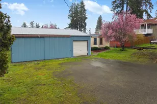 9823 Whitecap Dr NW, Olympia, WA 98502 - Photo 3