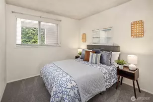 9710 5th Ave NE, Seattle, WA 98115 - Photo 21