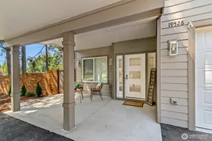 19528 22nd Ave SE, Bothell, WA 98012 - Photo 3