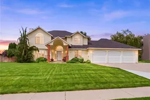 2220 Fancher Heights Blvd, East Wenatchee, WA 98802 - Photo 1