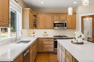 2320 248th Ave SE, Sammamish, WA 98075 - Photo 11