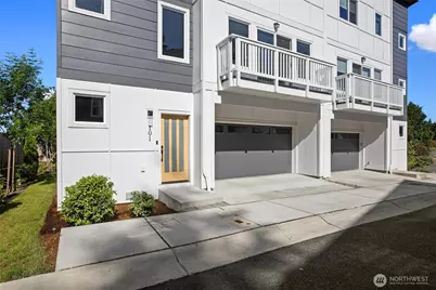 8025 177th Place NE #C101, Kenmore, WA 98028 - Photo 5