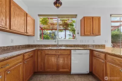 17706 90th Avenue E, Puyallup, WA 98375 - Photo 13