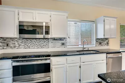 3519 185th Street Ct E, Tacoma, WA 98446 - Photo 7