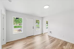 1116 9th Ave, Longview, WA 98632 - Photo 5