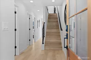 1131 NW 60th St, Seattle, WA 98107 - Photo 3